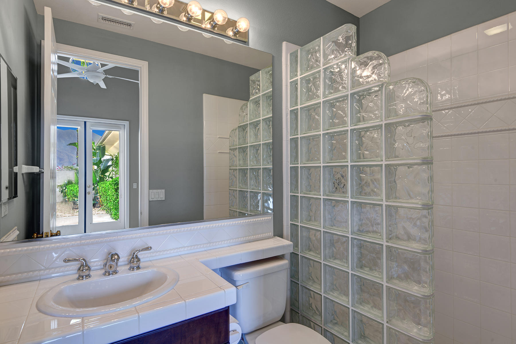 342 Loch Lomond Road Rancho Mirage, CA 92270 - Photo 20 of 35 GUEST BEDROOM 3 BATHROOM MLS