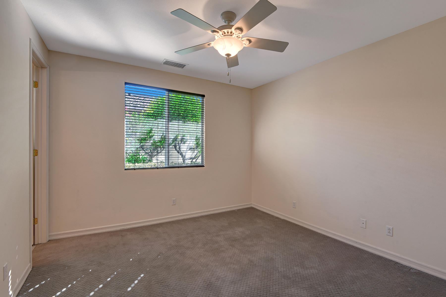 342 Loch Lomond Road Rancho Mirage, CA 92270 - Photo 21 of 35 GUEST BEDROOM 2 MLS