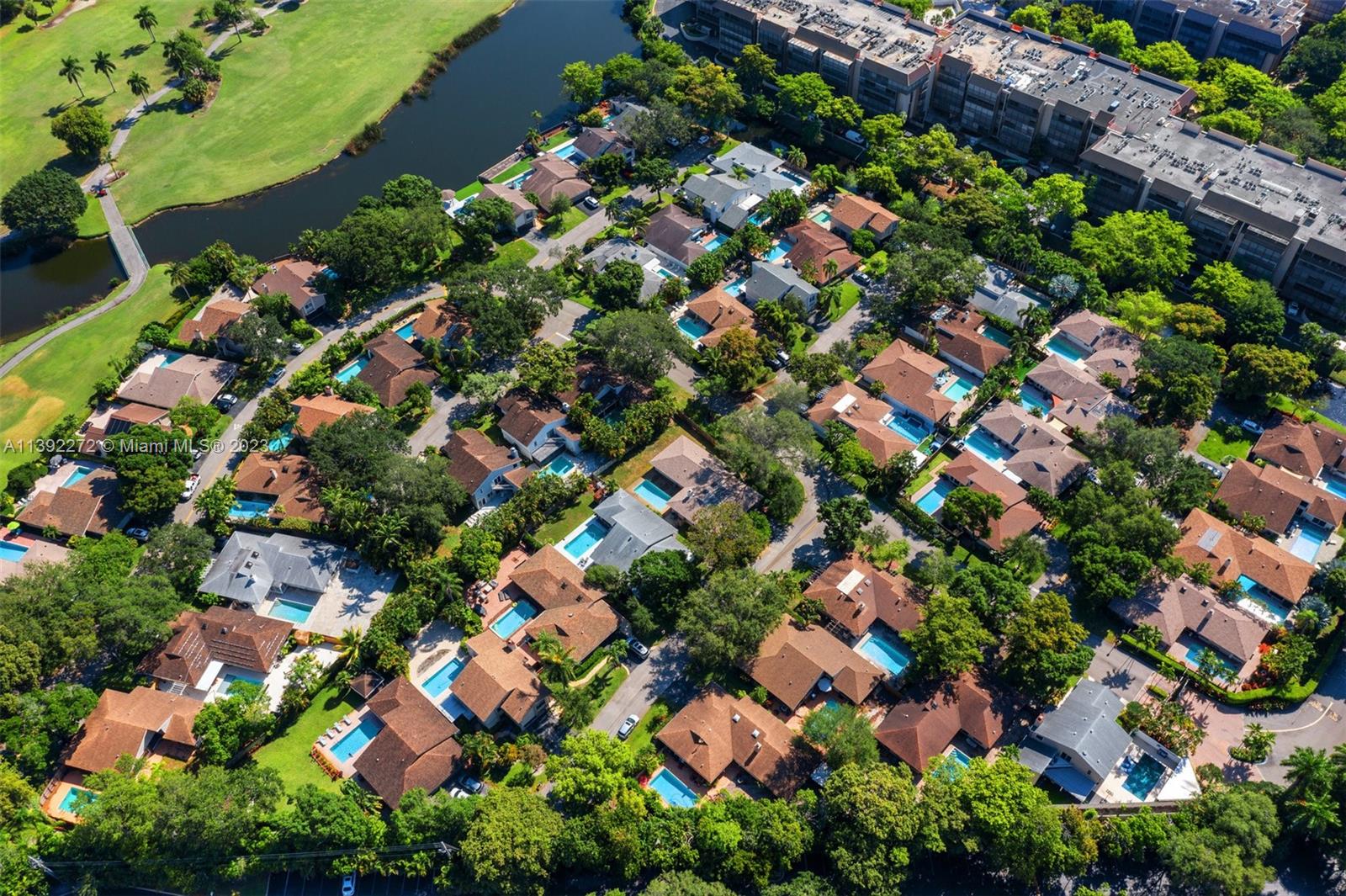 28 Cedar Road Hollywood, FL 33021 - Photo 39 of 43