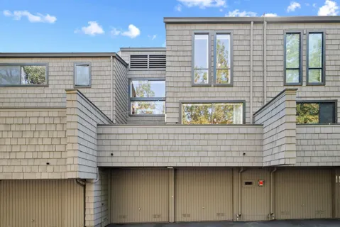 $1,648,000 | 2146 Sand Hill Road, Menlo Park, CA 94025