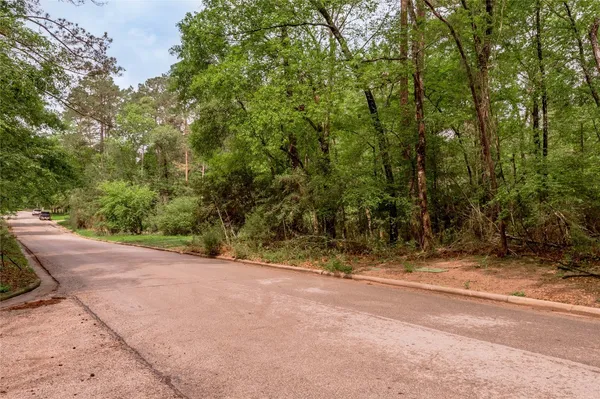 $17,500 | 277 Broadmoor Drive, Huntsville, TX 77340