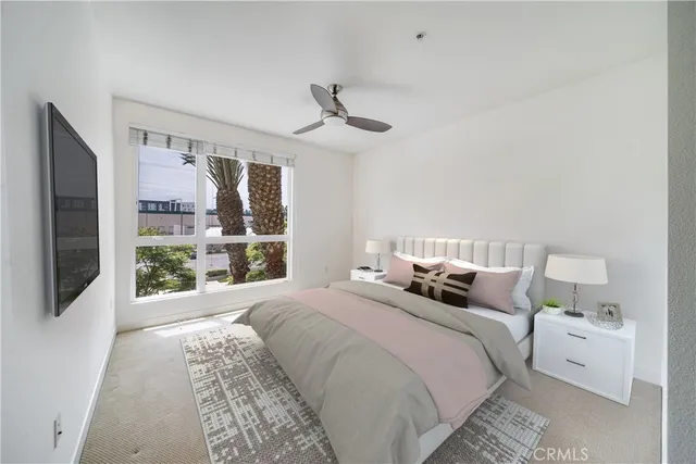 $639,990 | 21301 Erwin Street, Unit 303, Woodland Hills, CA 91367