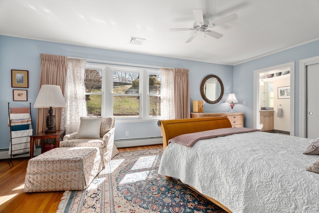 21-23 Marble Road Gloucester, MA 01930 - Photo 13 of 42