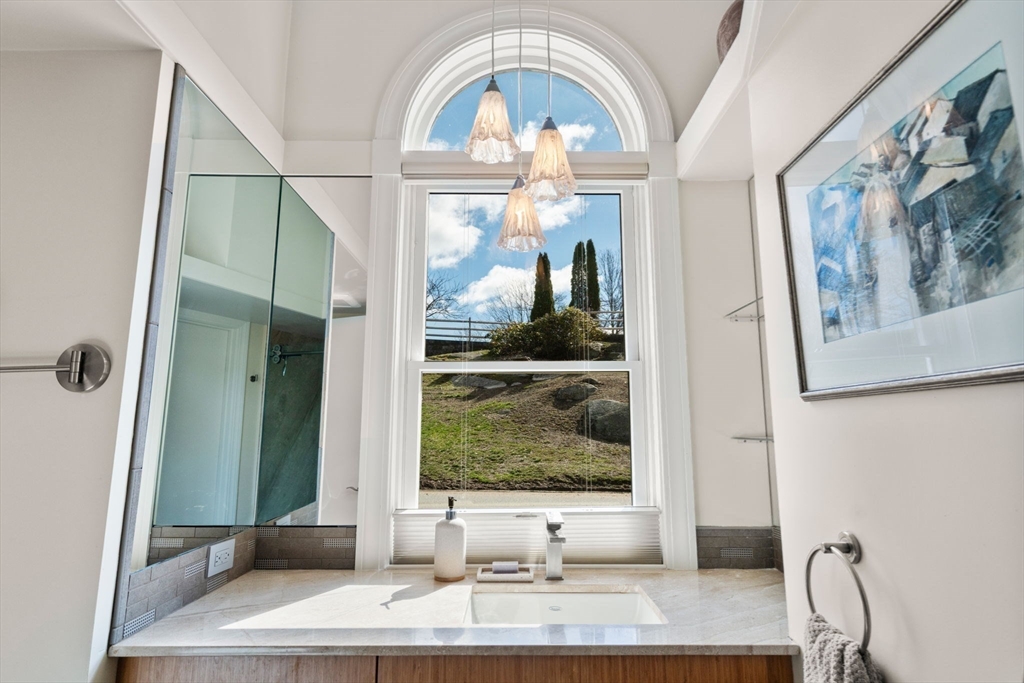 21-23 Marble Road Gloucester, MA 01930 - Photo 14 of 42