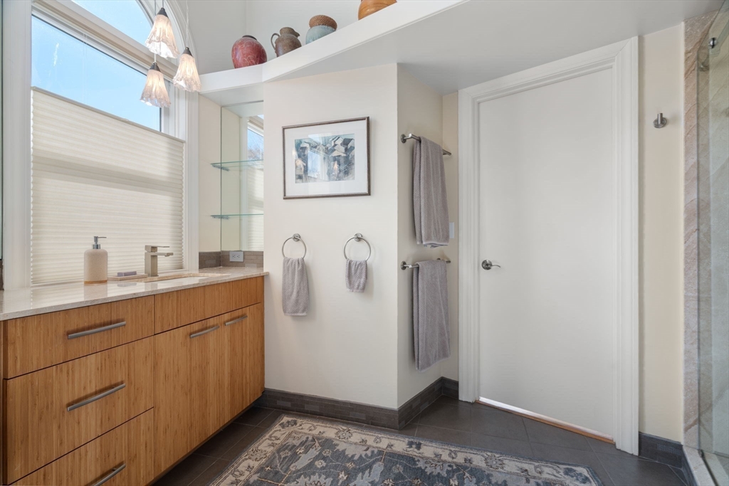 21-23 Marble Road Gloucester, MA 01930 - Photo 16 of 42