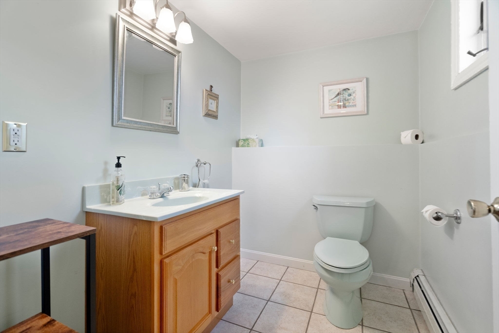 21-23 Marble Road Gloucester, MA 01930 - Photo 32 of 42