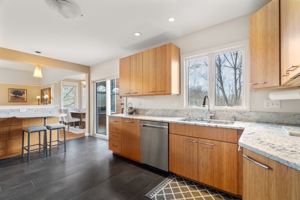 21-23 Marble Road Gloucester, MA 01930 - Photo 9 of 42