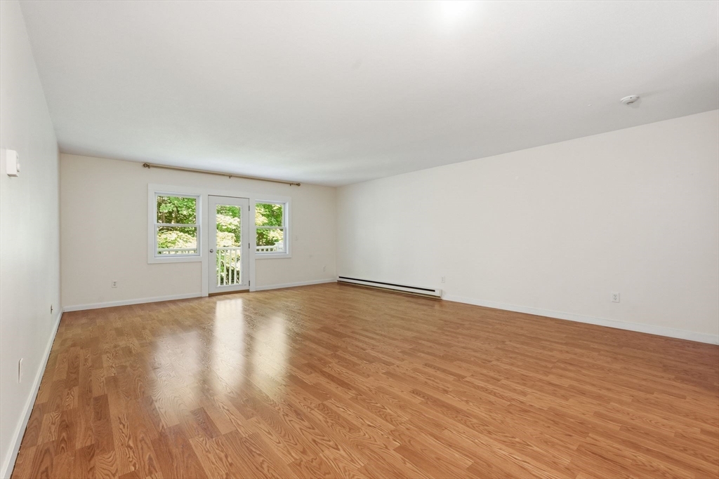 44 Evergreen Road, Unit 302 Northampton, MA 01053 - Photo 4 of 28