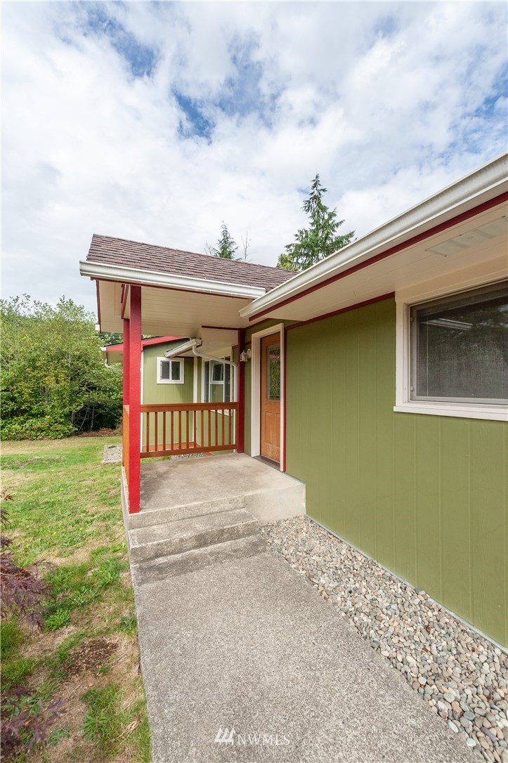 202 Old Hill Road Aberdeen, WA 98520 - Photo 3 of 25 Gallery Image 3