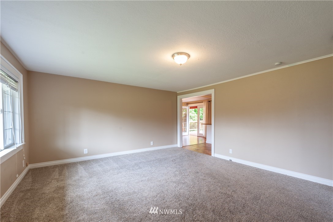 202 Old Hill Road Aberdeen, WA 98520 - Photo 5 of 25 Gallery Image 5