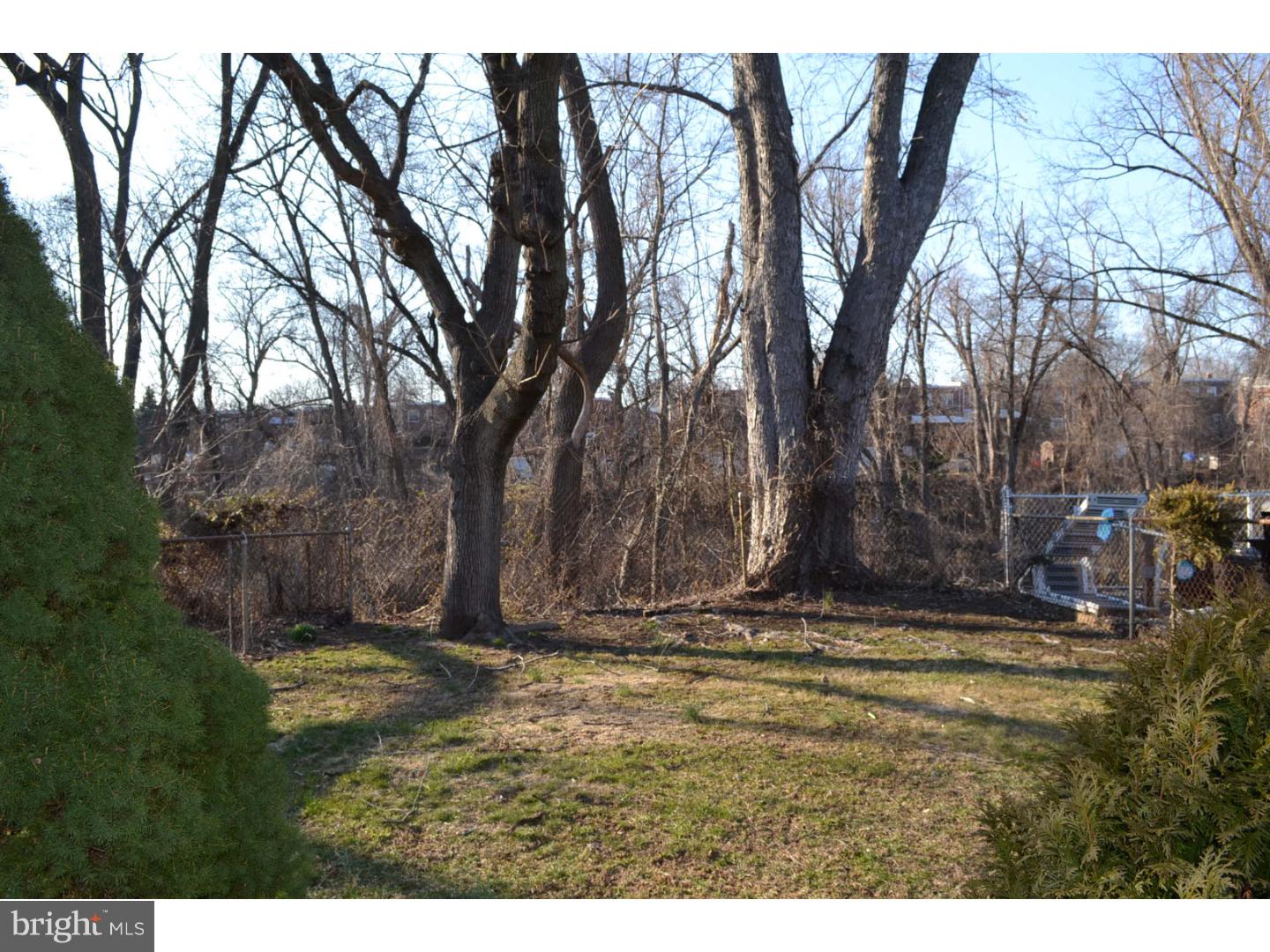 9004 Cloverly Road Philadelphia, PA 19136 - Photo 3 of 25 Exterior Back