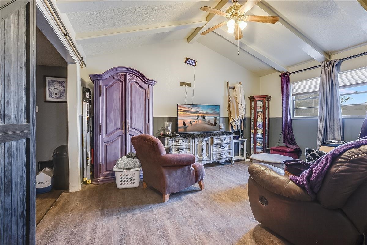 1621 70th Street Lubbock, TX 79412 - Photo 4 of 12 Photo 4