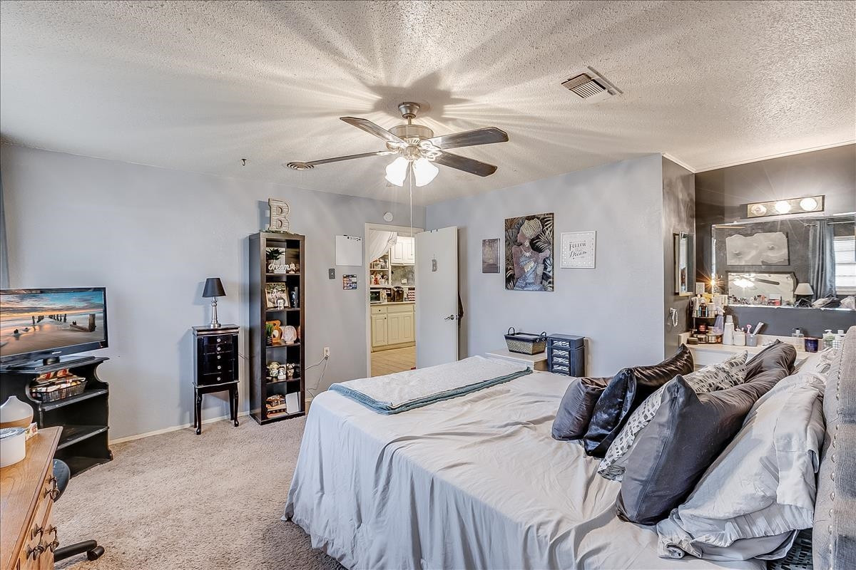 1621 70th Street Lubbock, TX 79412 - Photo 7 of 12 Photo 7