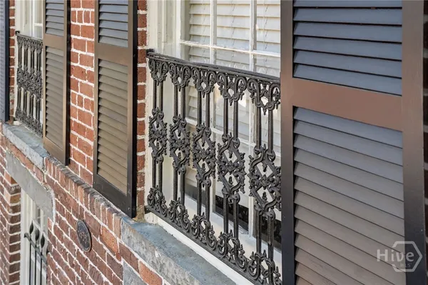 $1,950,000 | 221 East Charlton Street, Savannah, GA 31401