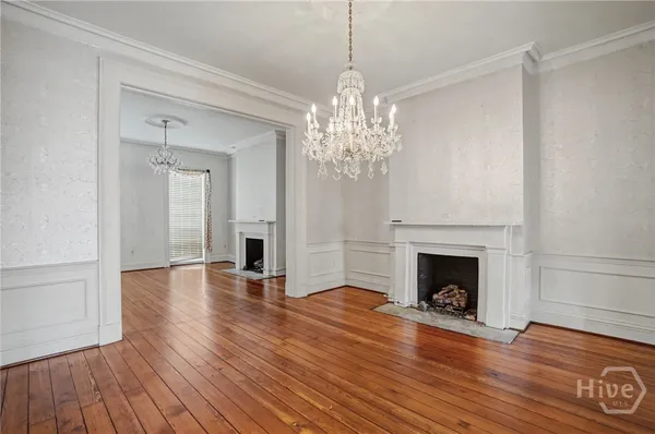 $1,950,000 | 221 East Charlton Street, Savannah, GA 31401