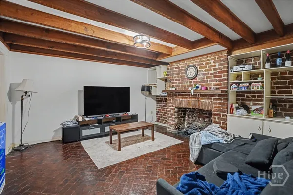 $1,950,000 | 221 East Charlton Street, Savannah, GA 31401