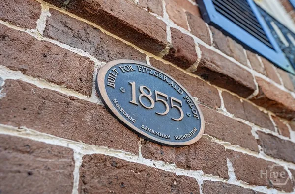 $1,950,000 | 221 East Charlton Street, Savannah, GA 31401