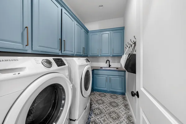 $1,825,000 | 1932 Wimberly Lane, Austin, TX 78735