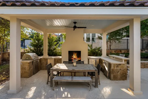 $1,825,000 | 1932 Wimberly Lane, Austin, TX 78735