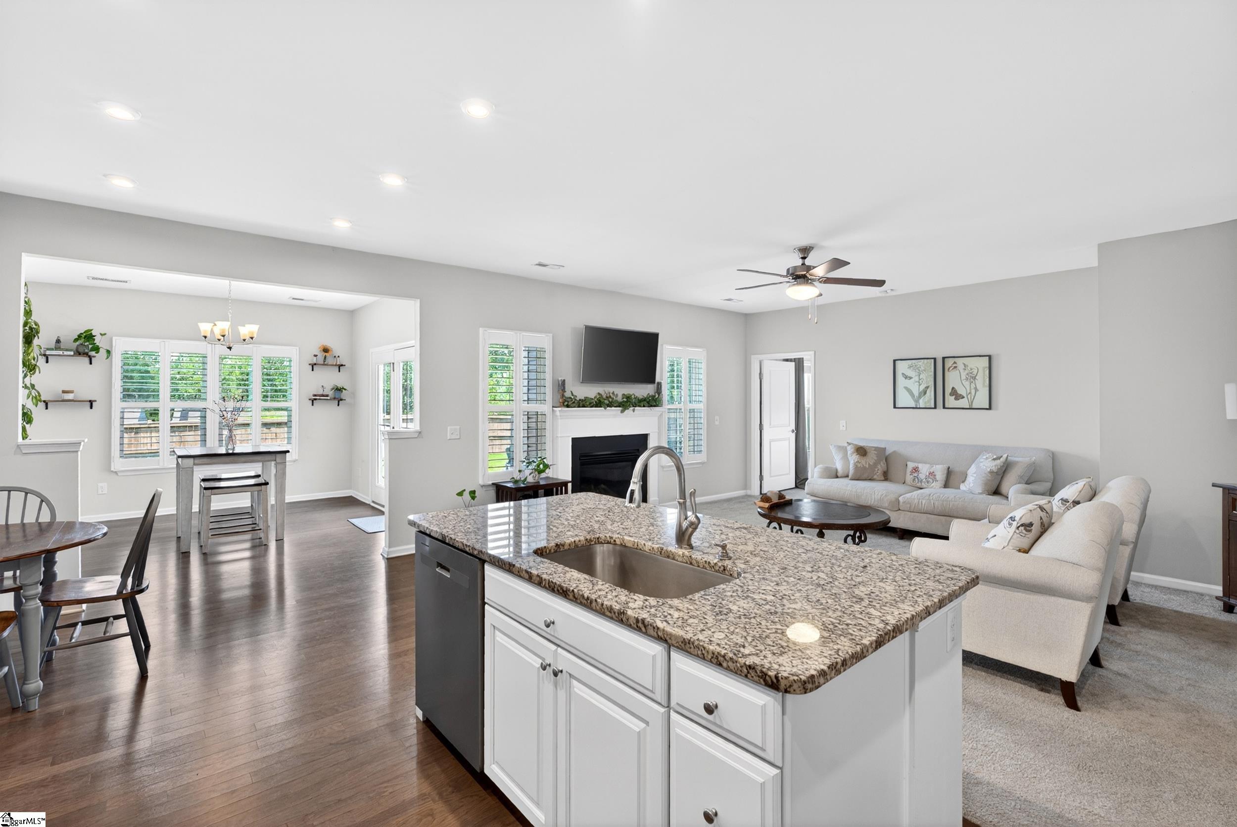 316 Bucklebury Road Greer, SC 29651 - Photo 14 of 42