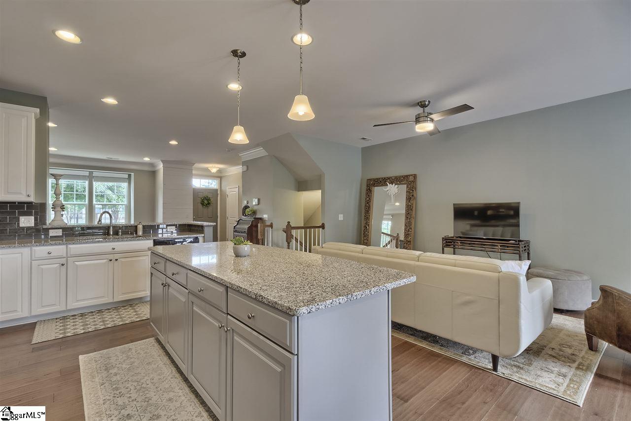 212 Rocky Slope Road Greenville, SC 29607 - Photo 10 of 35 Gallery Image 10