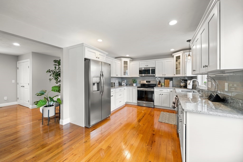 26 Lanesboro Road Worcester, MA 01606 - Photo 13 of 29 Gallery Image 13