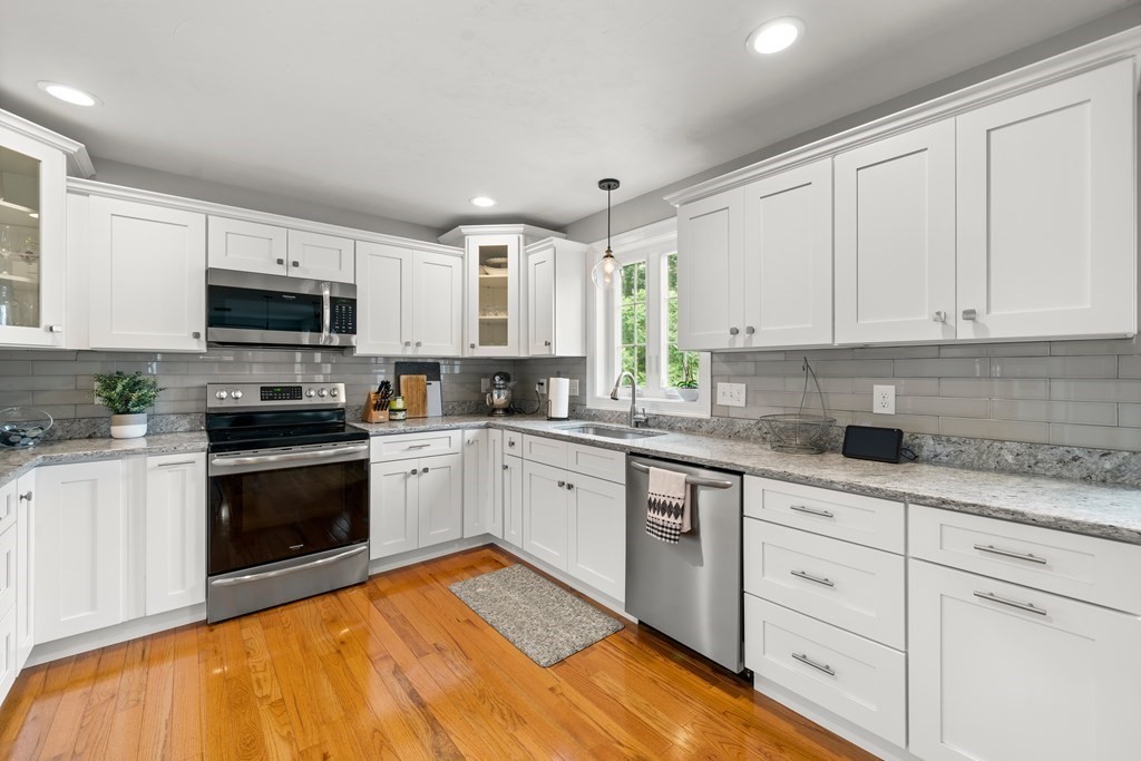 26 Lanesboro Road Worcester, MA 01606 - Photo 10 of 29 Gallery Image 10