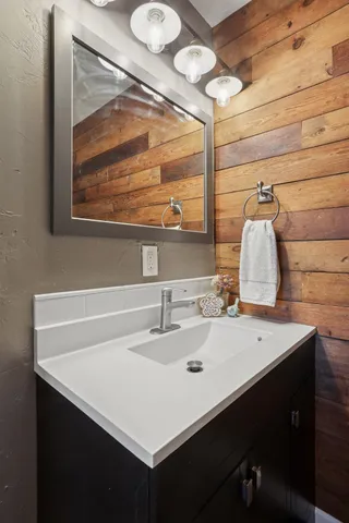 $215,900 | N9535 State Park Road, Appleton, WI 54915