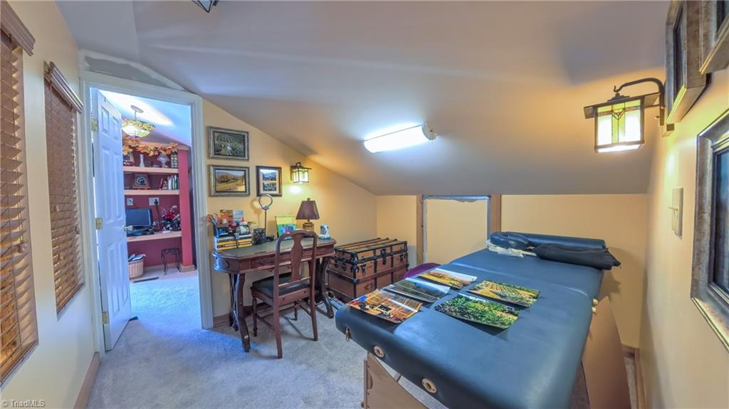 1566 Thore Road Pinnacle, NC 27043 - Photo 22 of 48