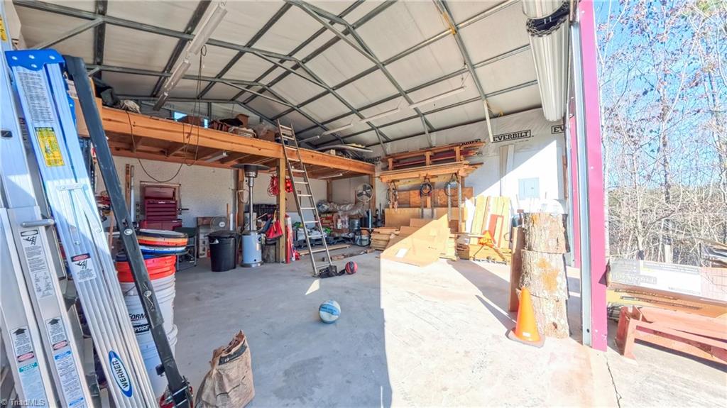 1566 Thore Road Pinnacle, NC 27043 - Photo 36 of 48