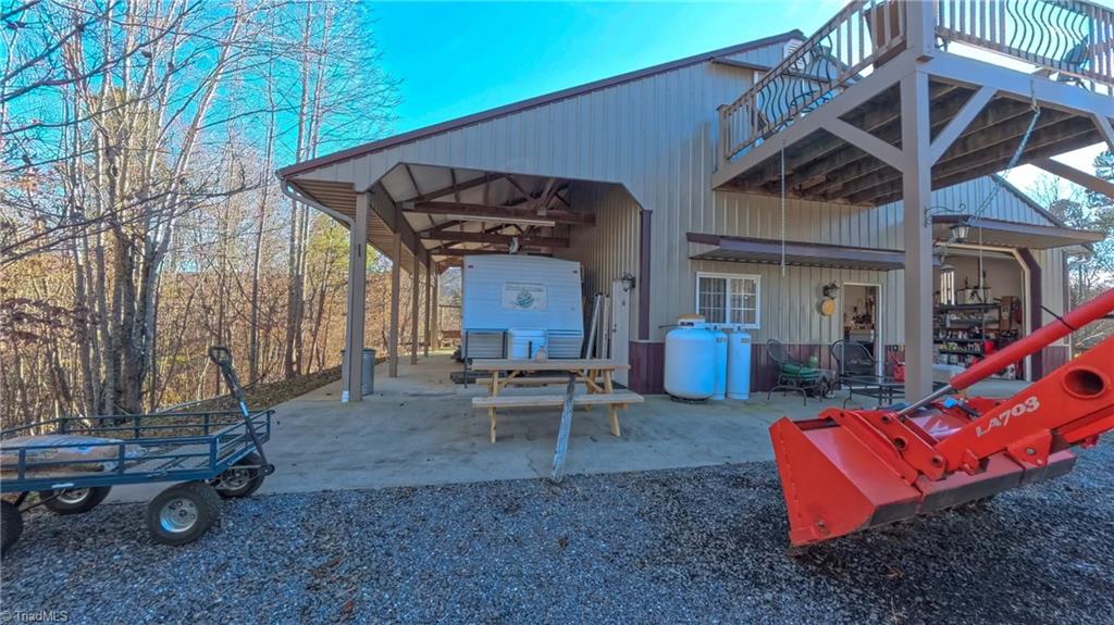 1566 Thore Road Pinnacle, NC 27043 - Photo 6 of 48