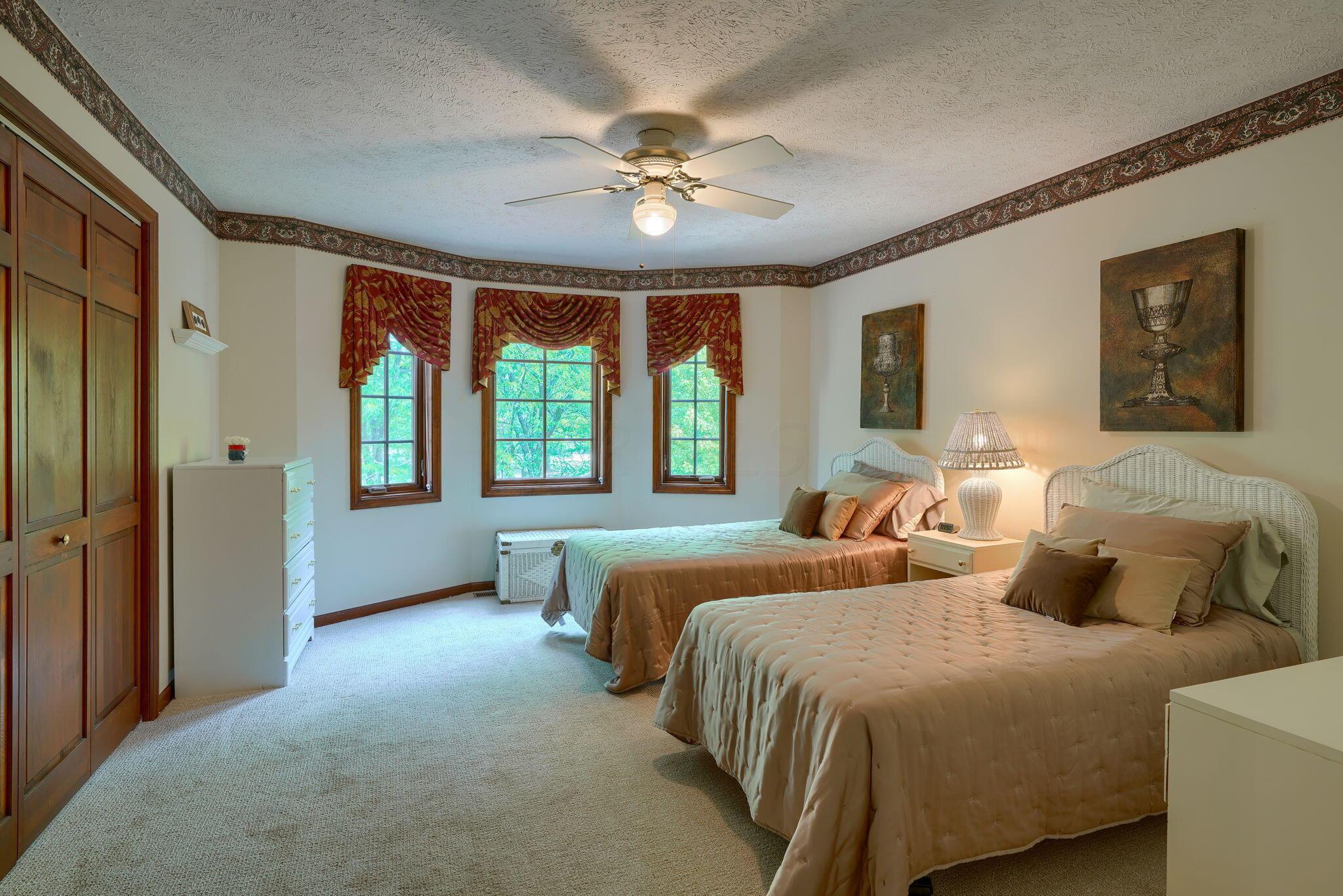1457 Woodridge Road Marion, OH 43302 - Photo 30 of 80 Upstairs Guest Bedroom