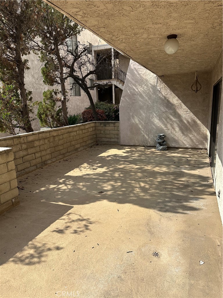 1401 Valley View Road, Unit 129 Glendale, CA 91202 - Photo 14 of 17