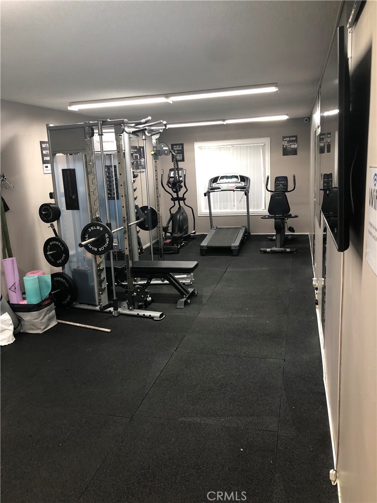 1401 Valley View Road, Unit 129 Glendale, CA 91202 - Photo 15 of 17