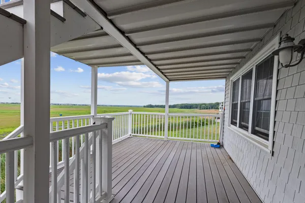 $3,000 | 497 Winnacunnet Road, Unit 1, Hampton, NH 03842