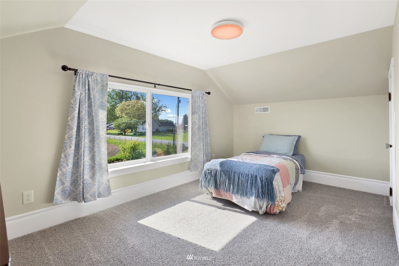 15694 Field Road Bow, WA 98232 - Photo 27 of 40 Gallery Image 27