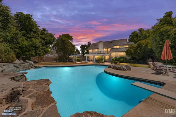 $899,900 | Undisclosed Address, Bakersfield, CA 93308