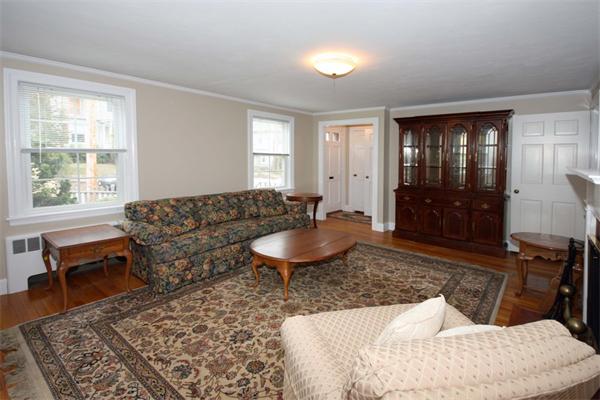 6 Hillside Road Natick, MA 01760 - Photo 3 of 26 Gallery Image 3