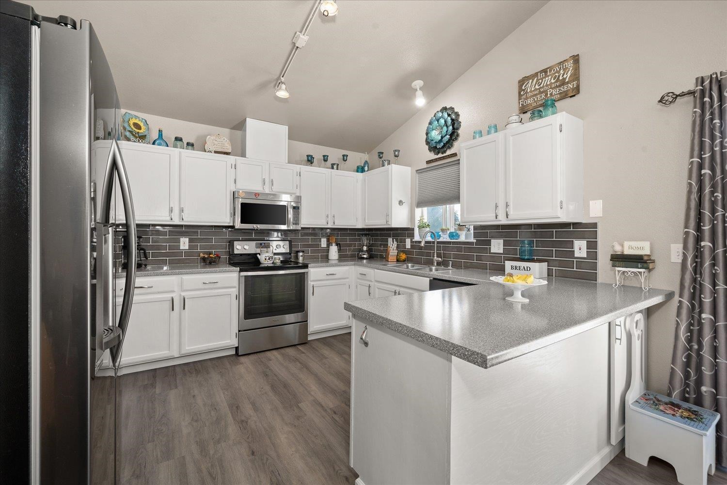 5015 North Larch Road Spokane Valley, WA 99216 - Photo 11 of 30 Gallery Image 11