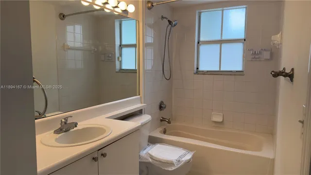 $1,960 | 2440 East Preserve Way, Unit 102, Miramar, FL 33025