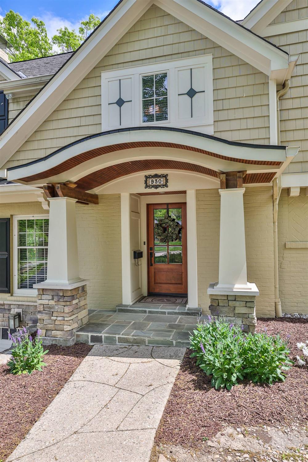930 Edwards Road Cincinnati, OH 45208 - Photo 3 of 60 Gallery Image 3