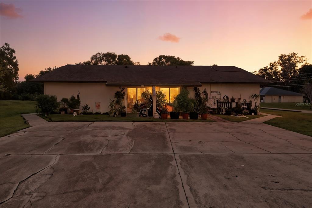 4602 Sandy Lane Lakeland, FL 33813 - Photo 2 of 50