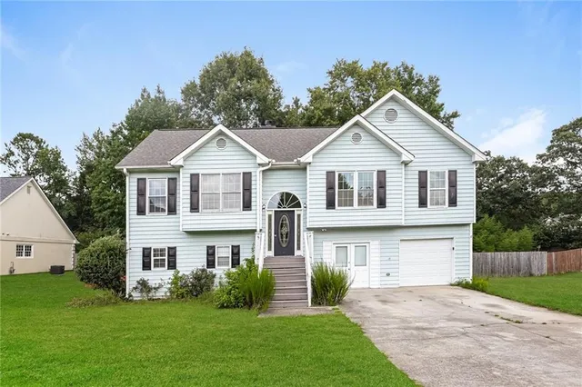 $1,945 | 2320 Huntington Drive, Loganville, GA 30052