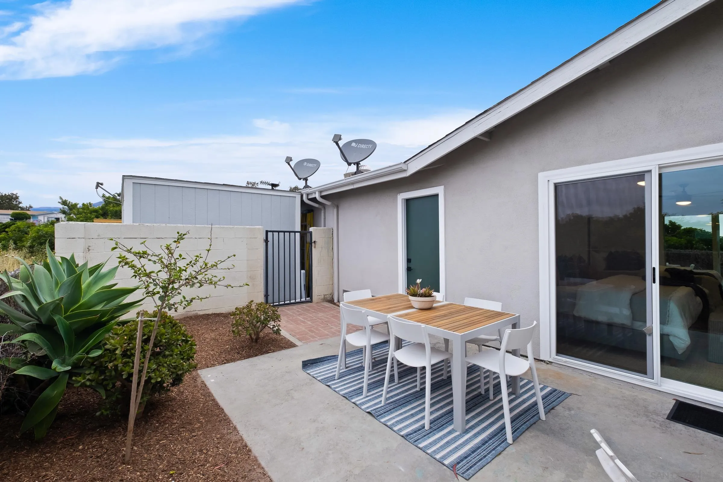 3757 Gail Drive Oceanside, CA 92056 - Photo 17 of 27 a outdoor space with a table and chairs