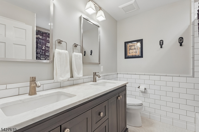 44 Londonderry Way Summit, NJ 07901 - Photo 24 of 40