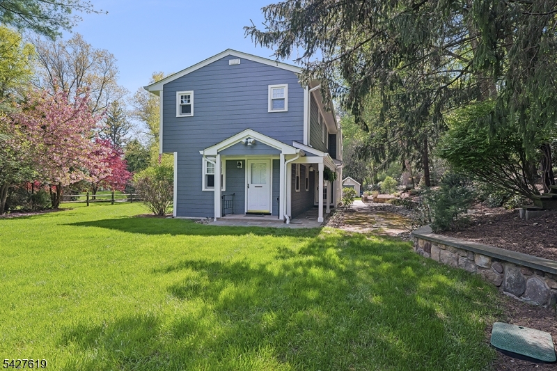 44 Londonderry Way Summit, NJ 07901 - Photo 38 of 40