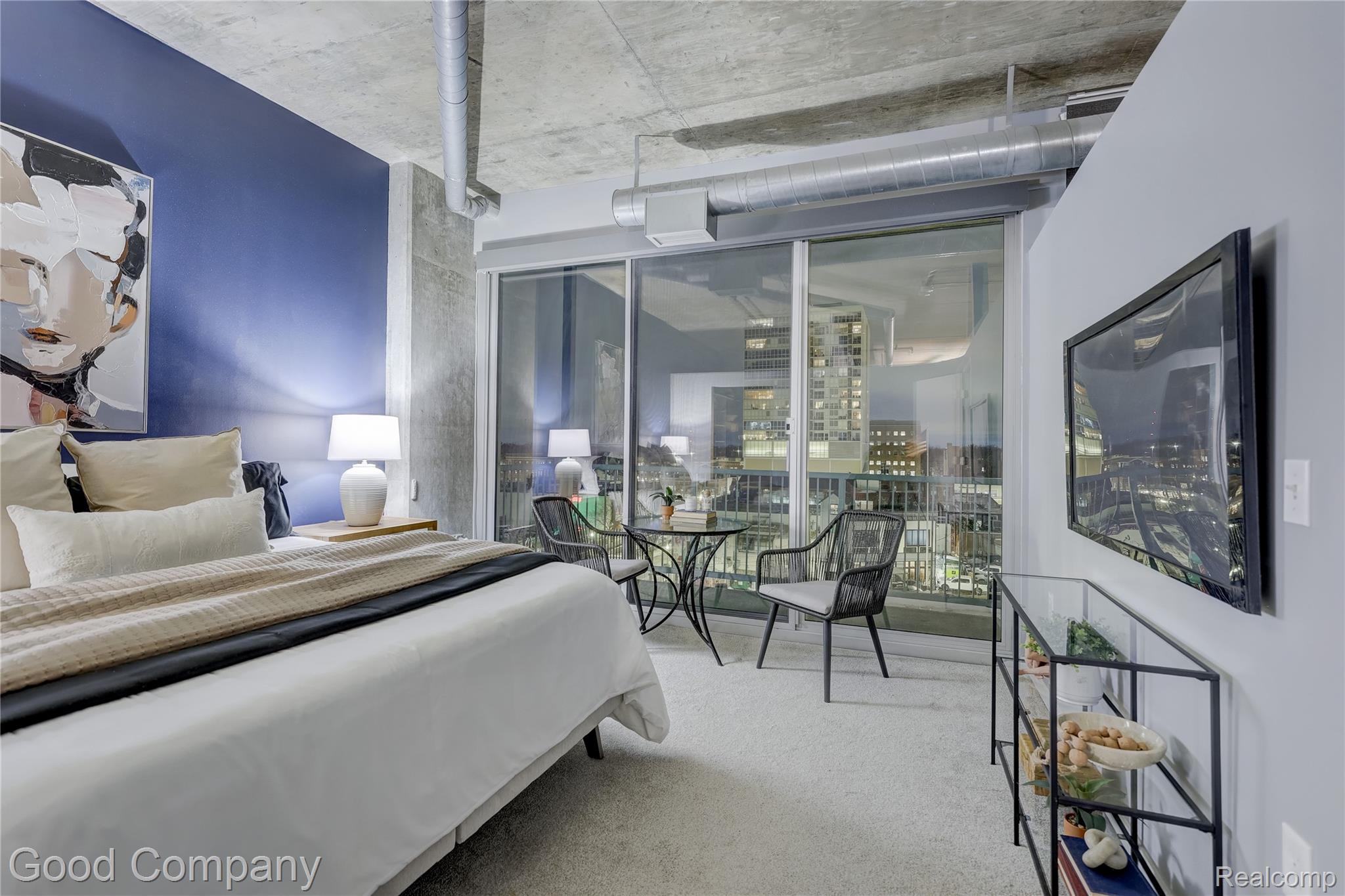 100 West Fifth Street, Unit 604 Royal Oak, MI 48067 - Photo 35 of 57 100 W. 5th St. #604-35.jpg
