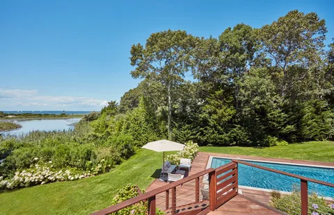6 Bay Inlet Road, East Hampton, NY 11937