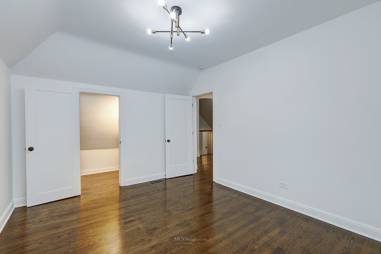 336 Nuttall Road Riverside, IL 60546 - Photo 22 of 34