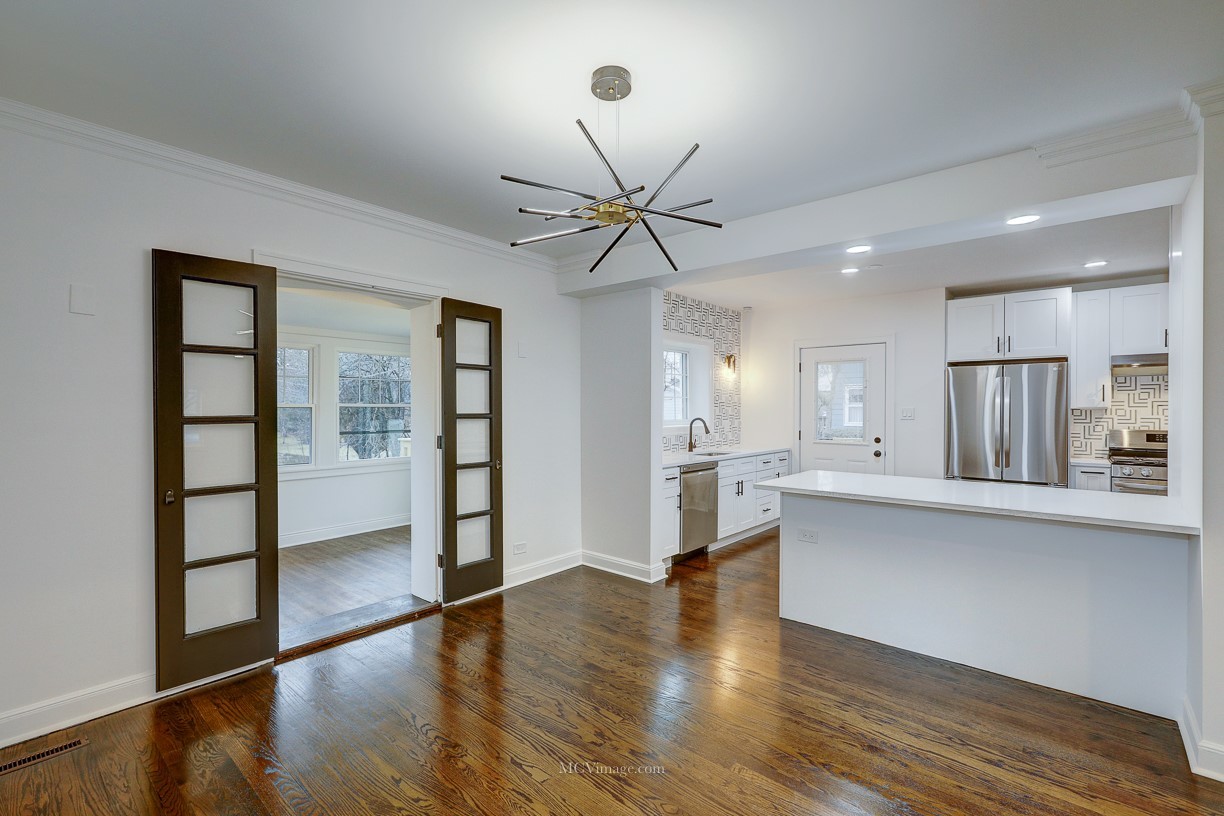 336 Nuttall Road Riverside, IL 60546 - Photo 8 of 34